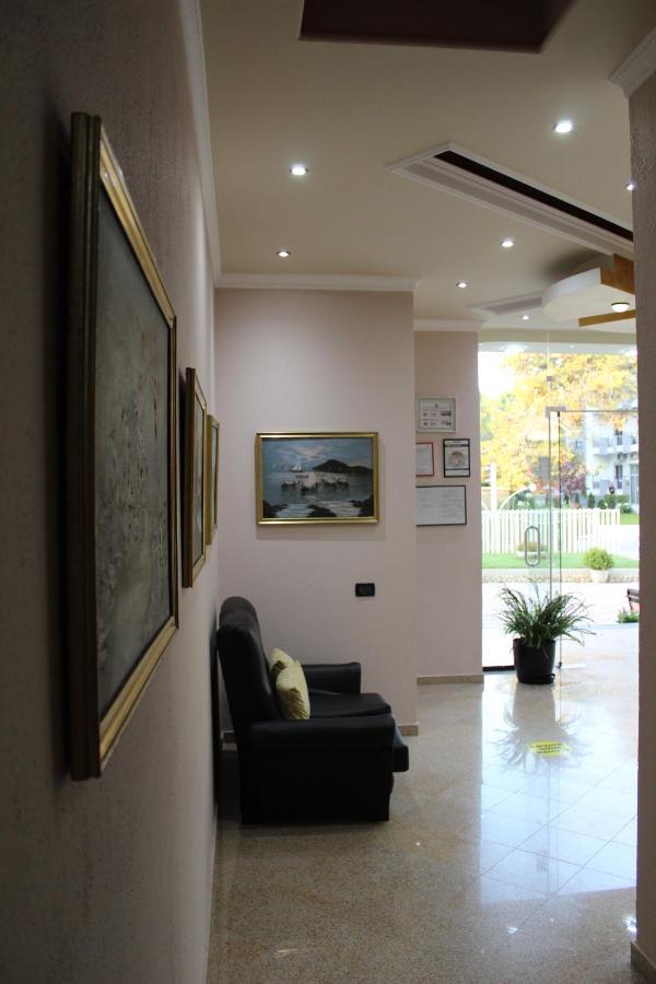Hotel Villa Aljor Golem  Dış mekan fotoğraf