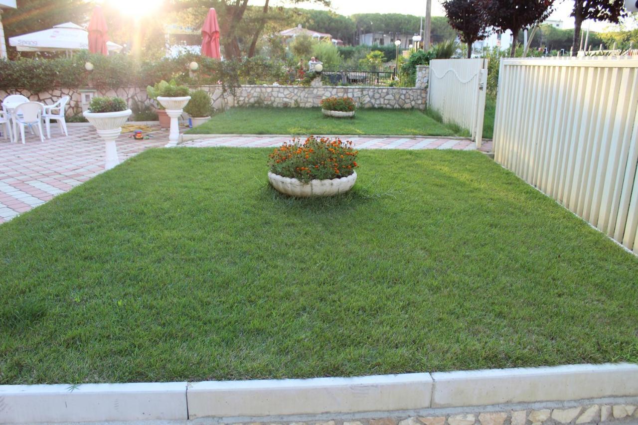 Hotel Villa Aljor Golem  Dış mekan fotoğraf