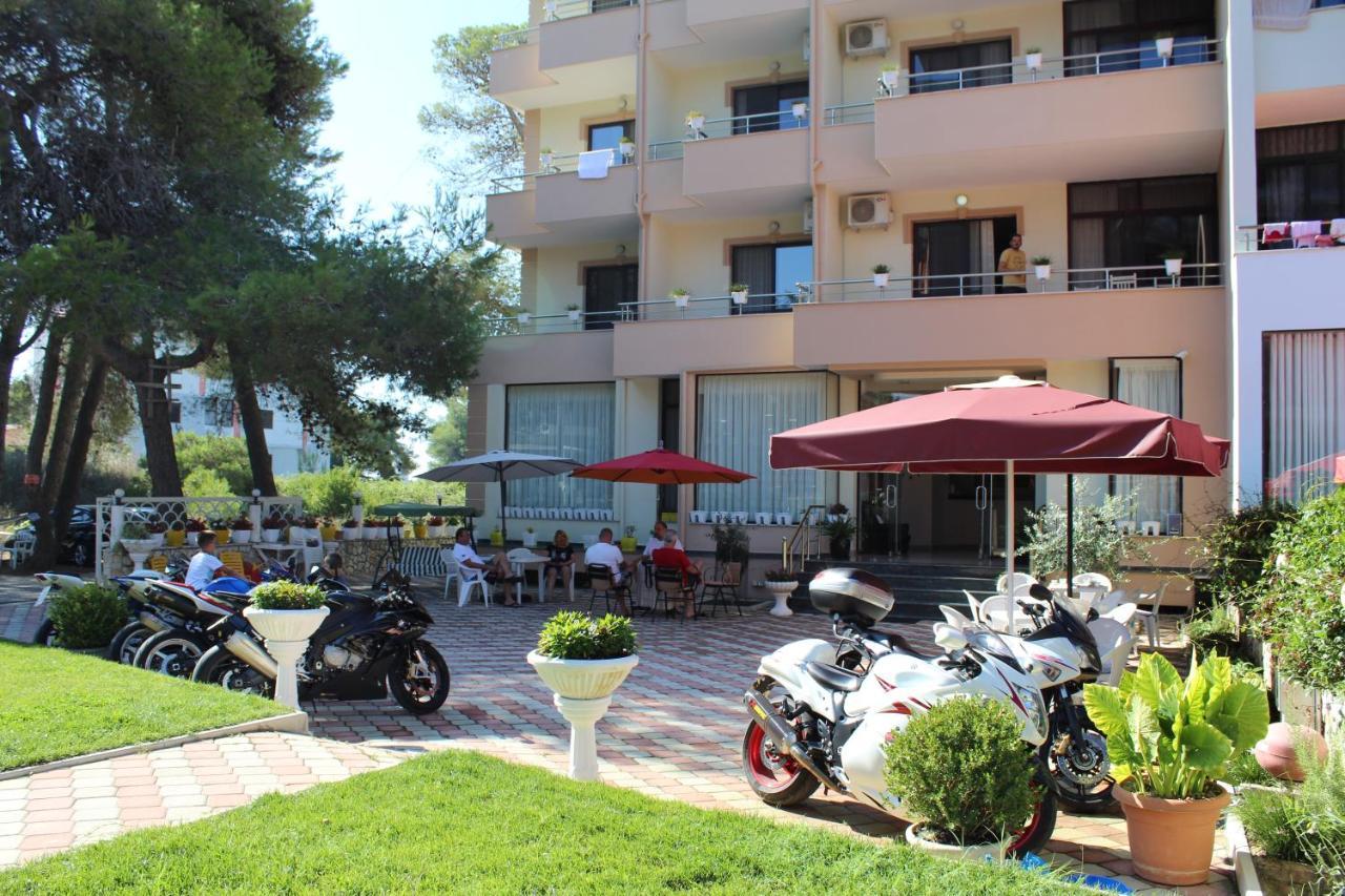 Hotel Villa Aljor Golem  Dış mekan fotoğraf