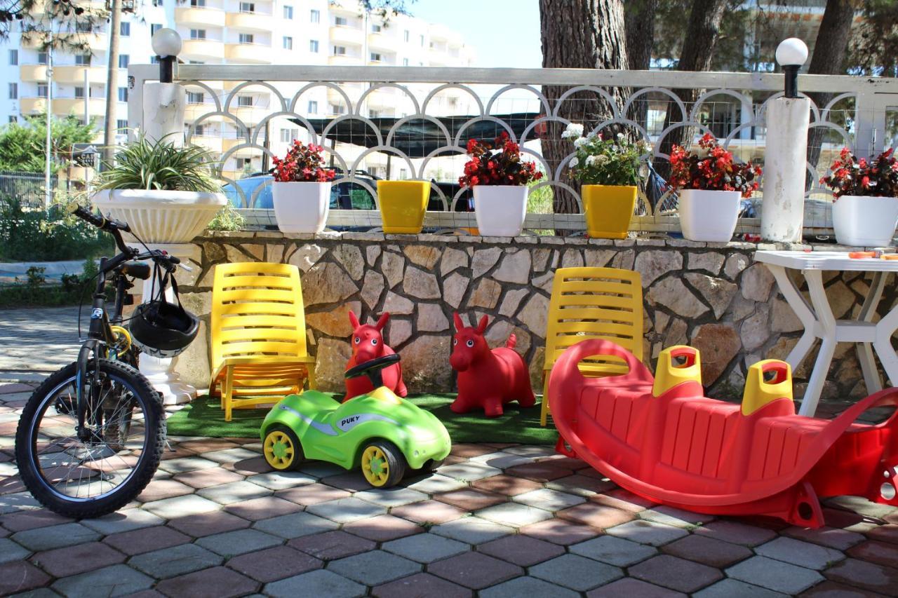 Hotel Villa Aljor Golem  Dış mekan fotoğraf