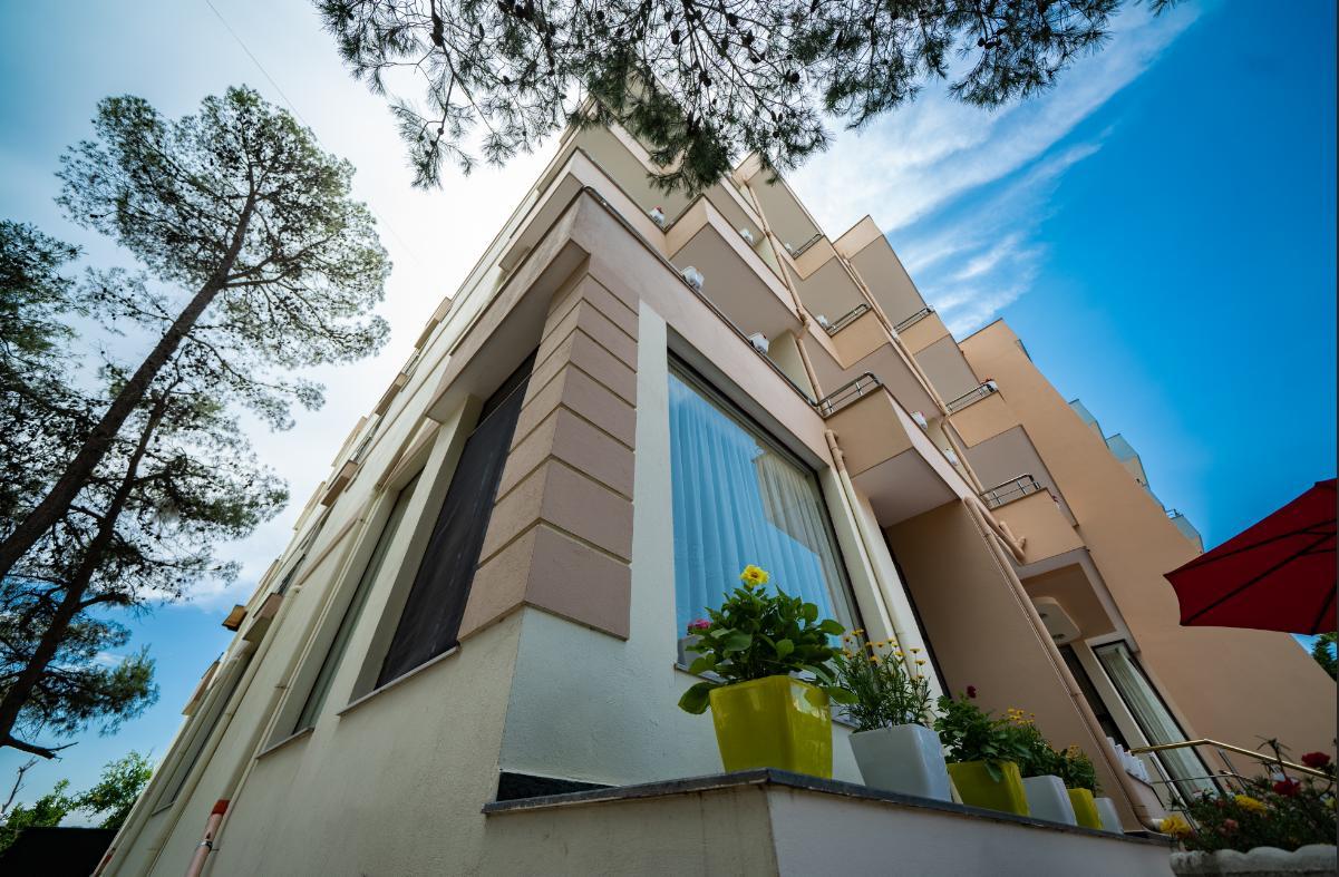 Hotel Villa Aljor Golem  Dış mekan fotoğraf
