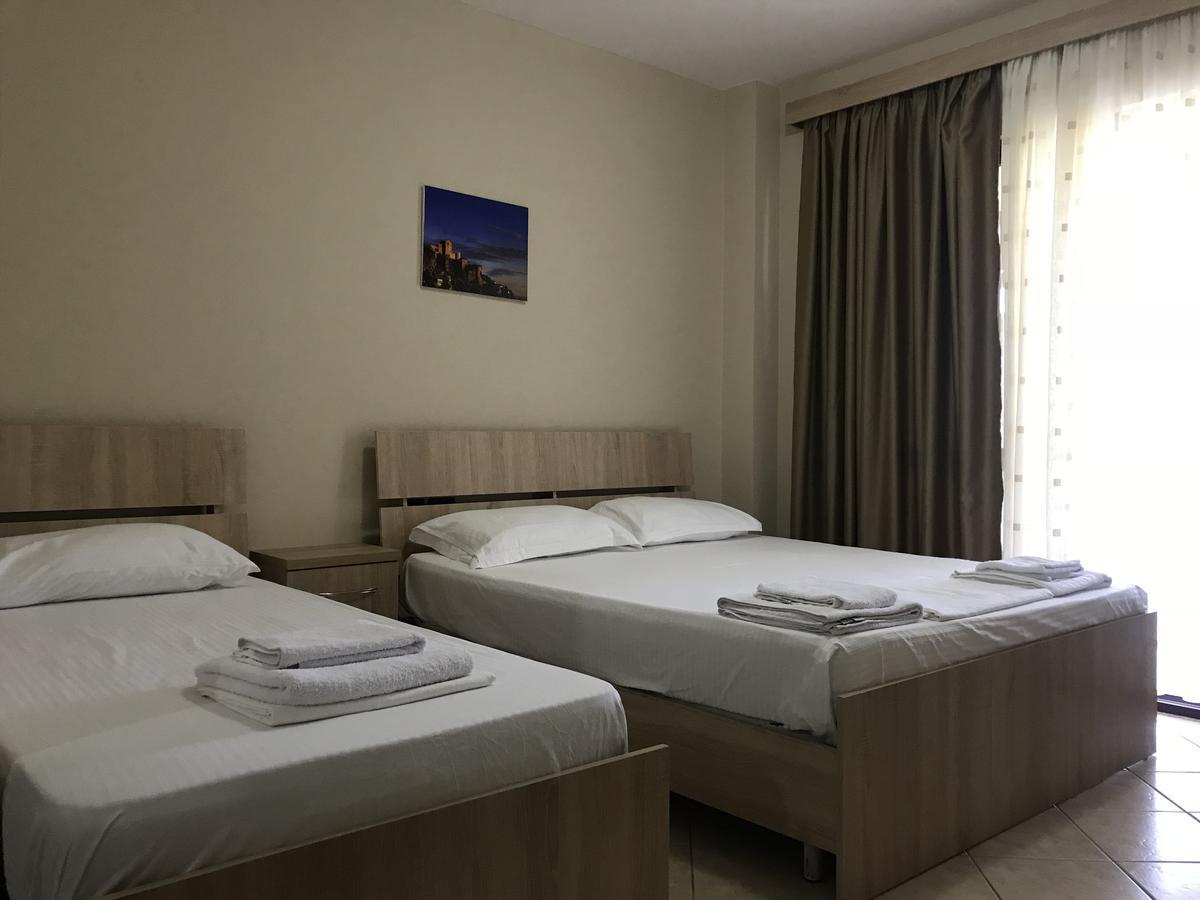 Hotel Villa Aljor Golem  Dış mekan fotoğraf