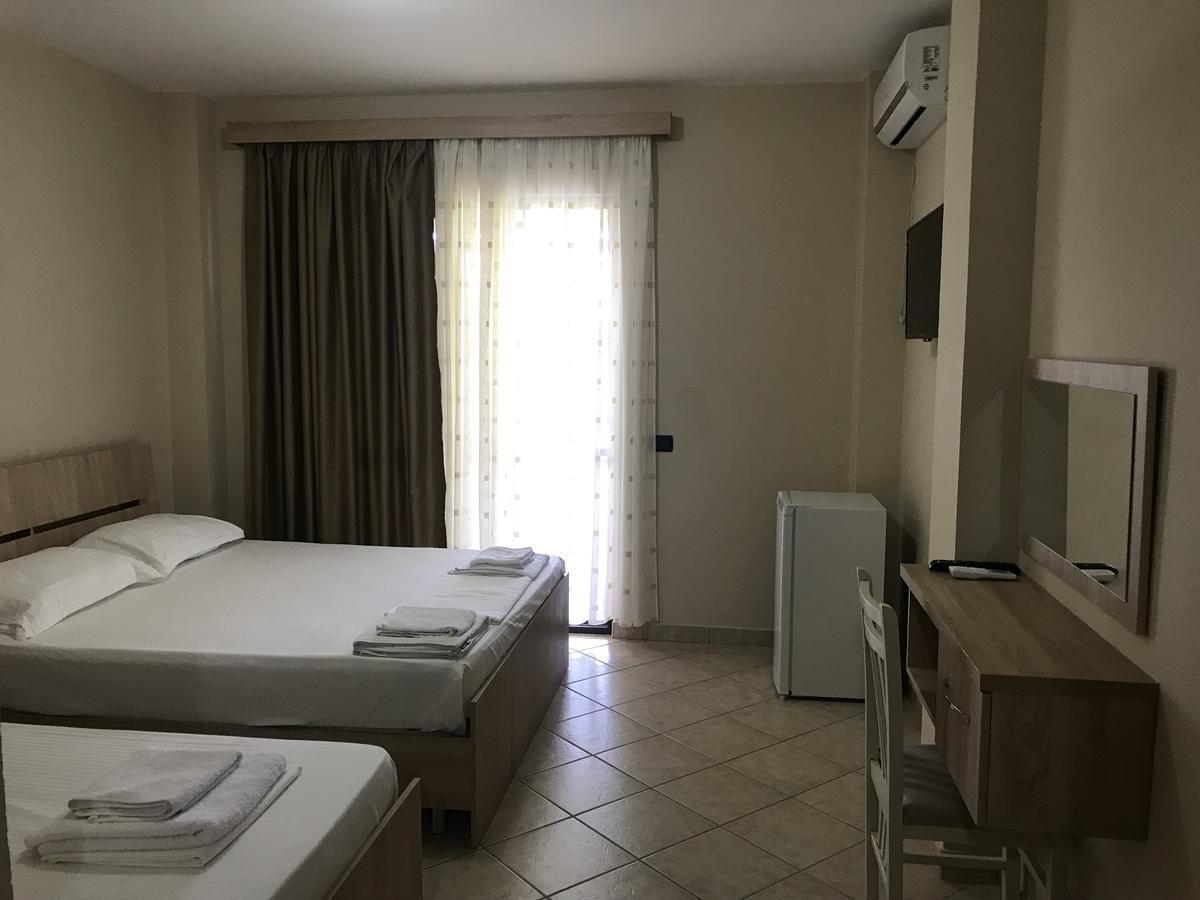 Hotel Villa Aljor Golem  Dış mekan fotoğraf