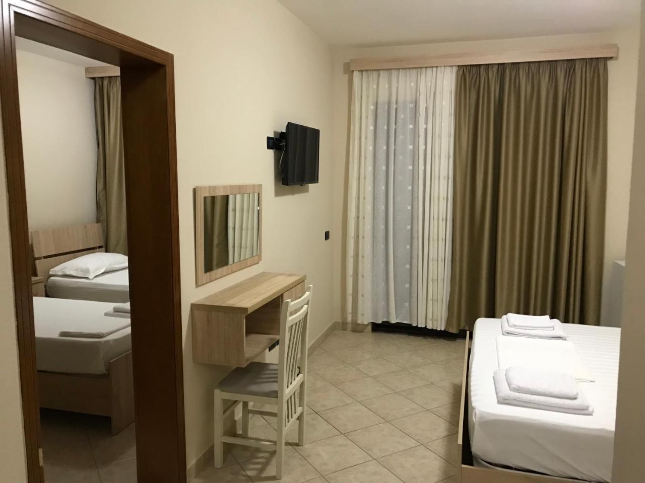 Hotel Villa Aljor Golem  Dış mekan fotoğraf