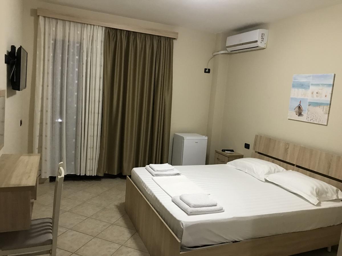 Hotel Villa Aljor Golem  Dış mekan fotoğraf